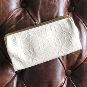 Hobo Lauren Clutch Wallet